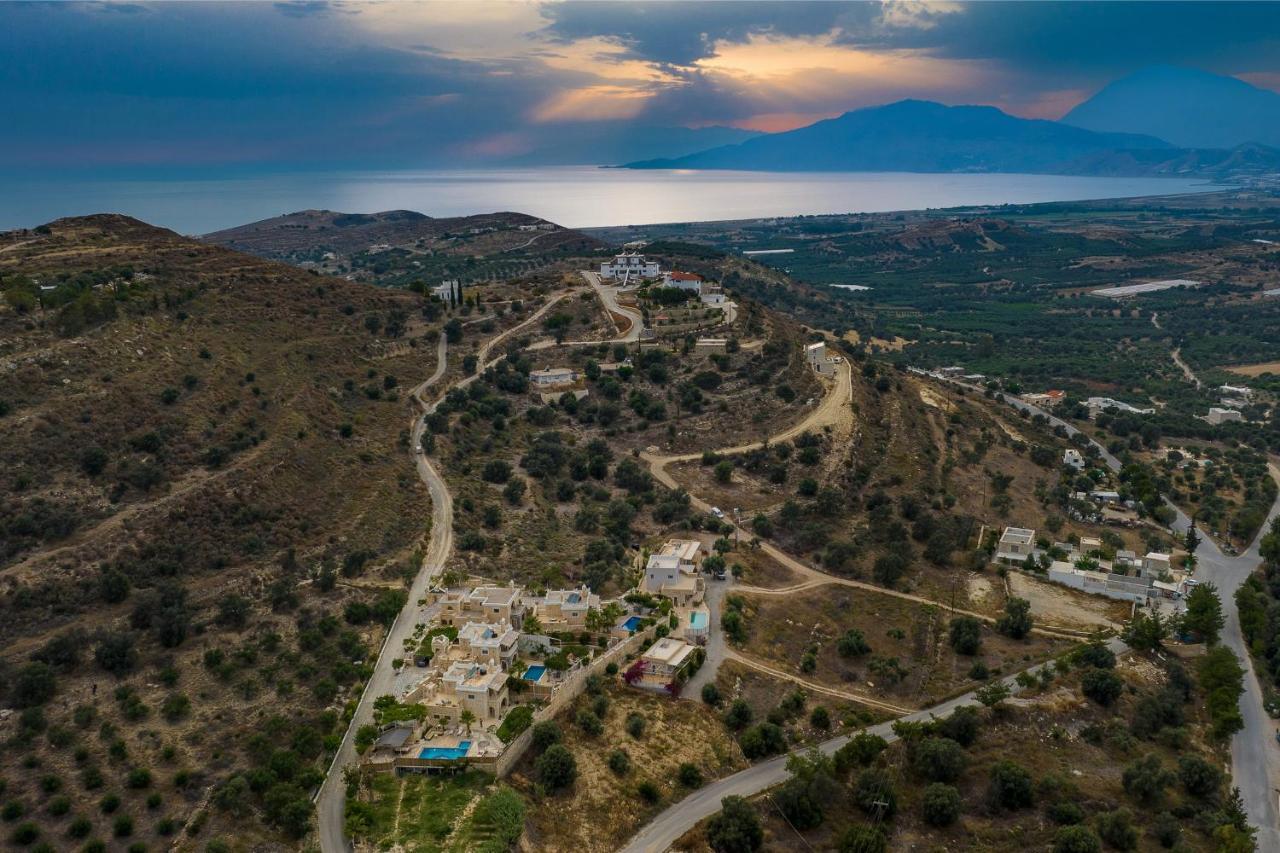 Nikolas Country Villa-Anesis Family كاميلاريون المظهر الخارجي الصورة